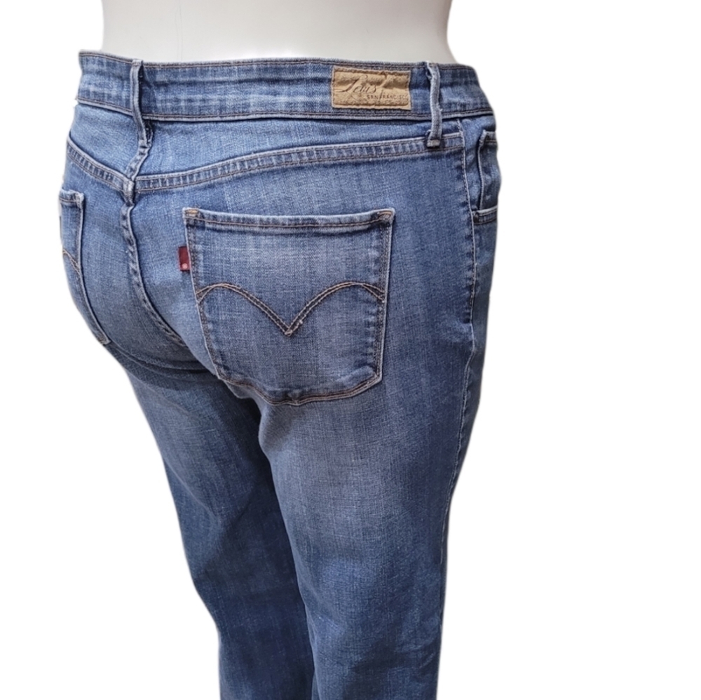 Levi's Women's Blue Boot Cut Jeans - Picture 8 of 12